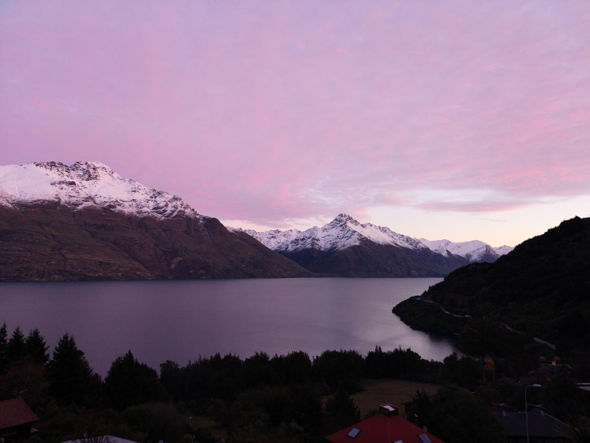 Queenstown Lakeview Holiday Home-5Mins To Town ภายนอก รูปภาพ