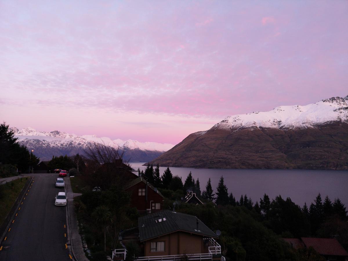 Queenstown Lakeview Holiday Home-5Mins To Town ภายนอก รูปภาพ