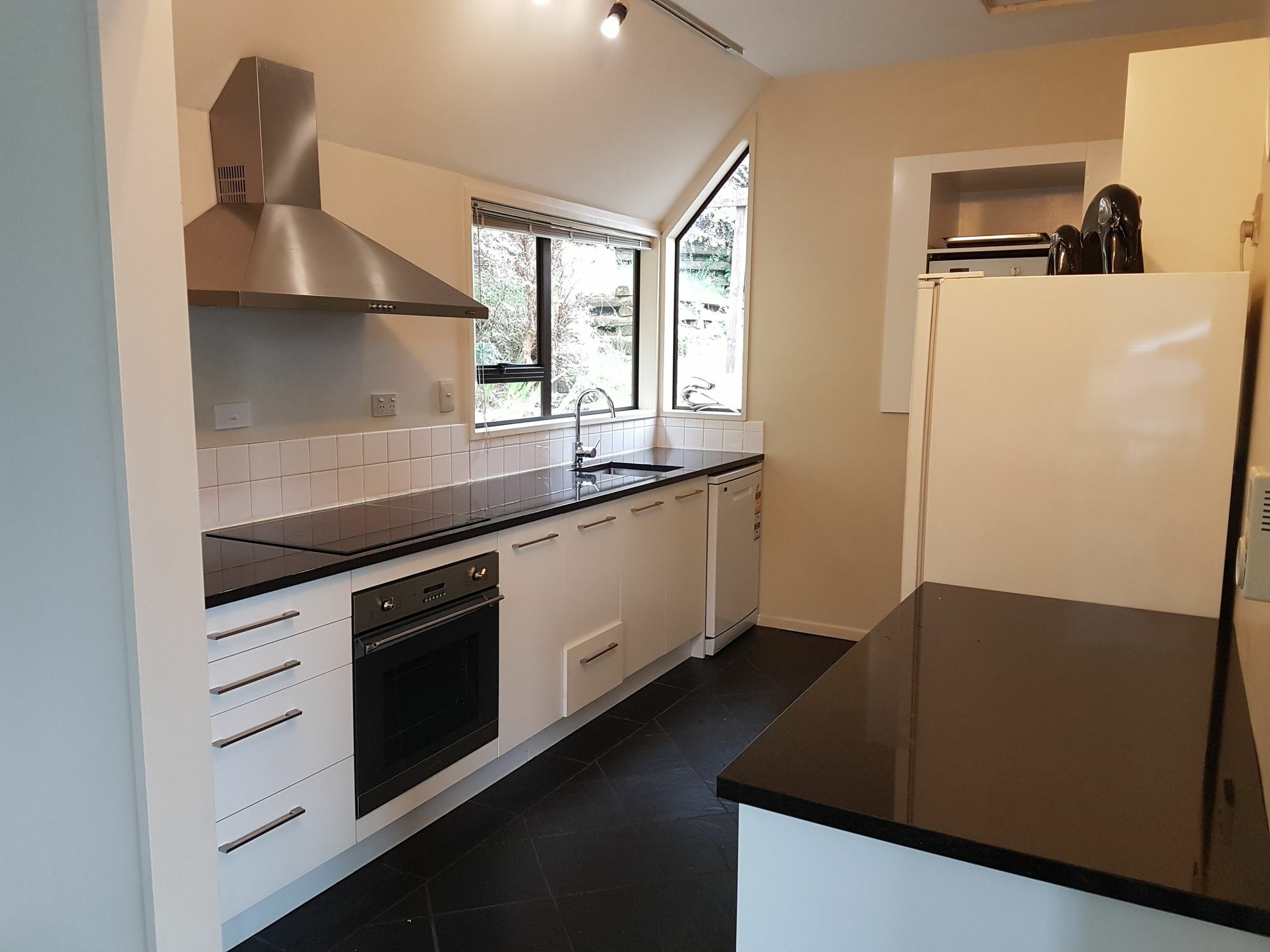 Queenstown Lakeview Holiday Home-5Mins To Town ภายนอก รูปภาพ